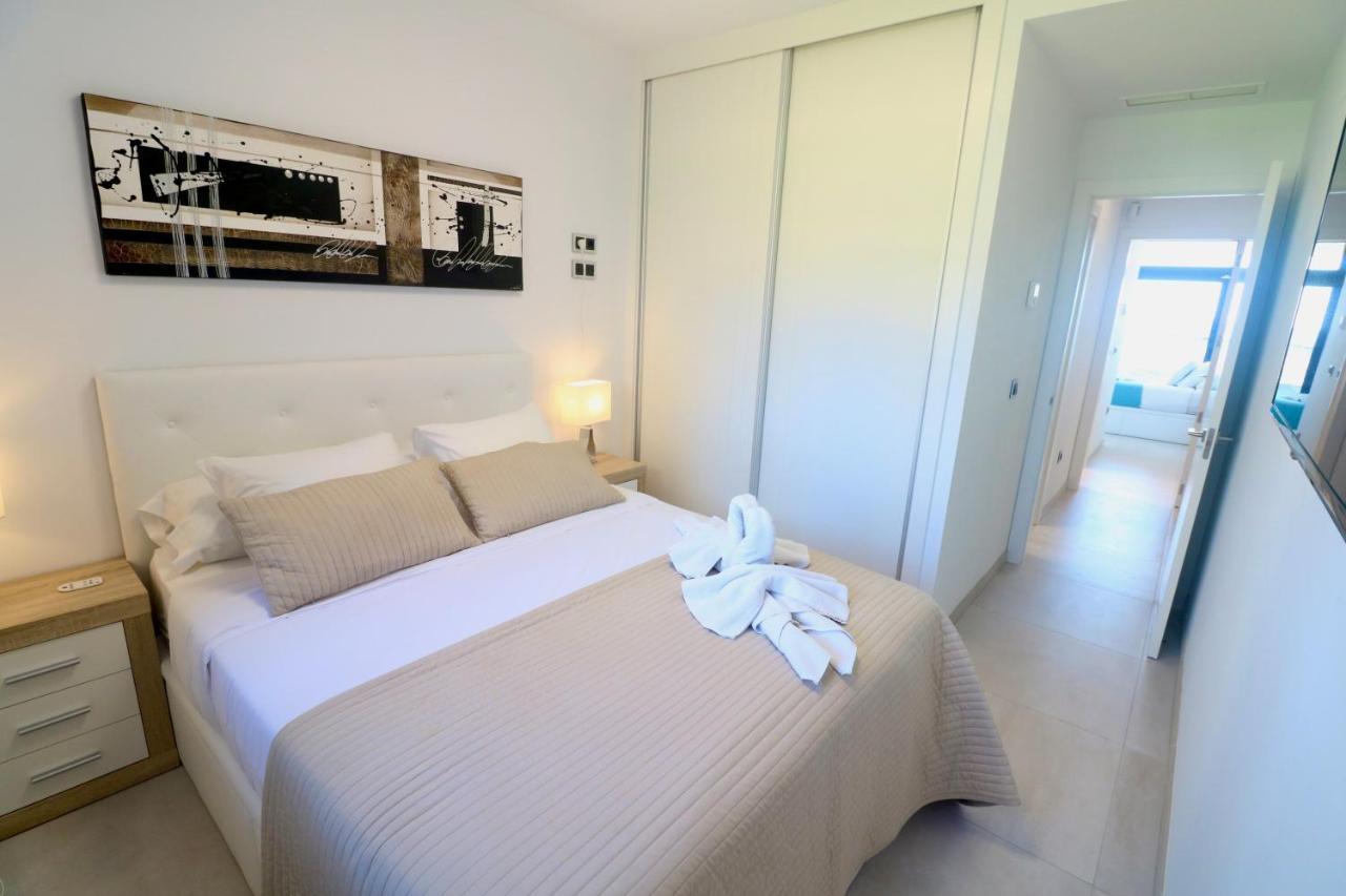 Sunset Waves Apartment By Sunny Holidays Delux Benidorm Esterno foto