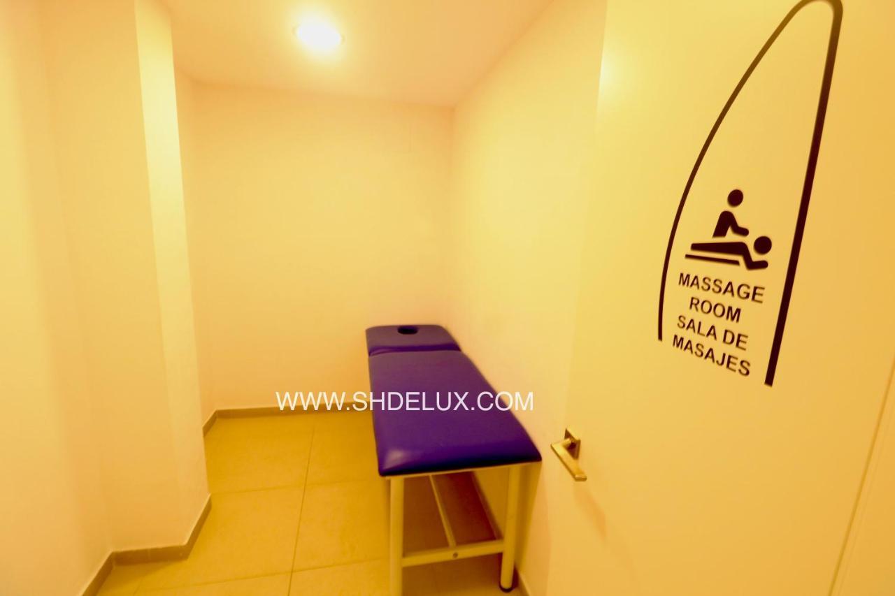 Sunset Waves Apartment By Sunny Holidays Delux Benidorm Esterno foto